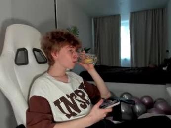 wawesuck webcam model stream image