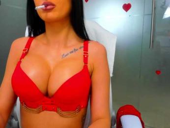 Rafaelleee webcam model stream image