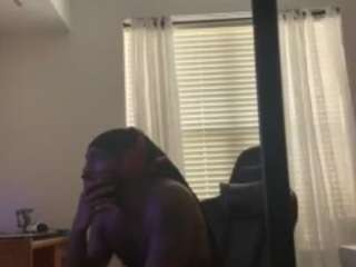 reelraw webcam model stream image