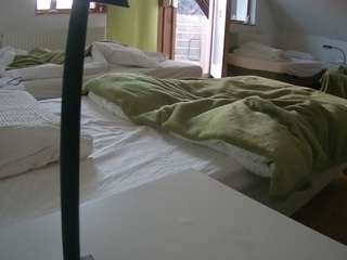 voyeurcam-julmodels-bed-2 webcam model stream image