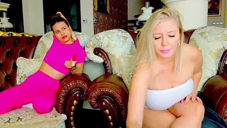 TUNDEROSE1 webcam stripchat model stream image