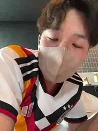 yuuki8910 webcam model stream image