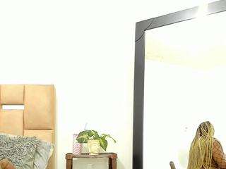 alishagoddes webcam model stream image