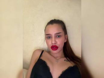 EvaDesire webcam bongacams model stream image