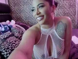 strellakat webcam camsoda model stream image