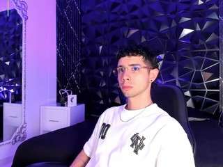 liiamhudson webcam camsoda model stream image