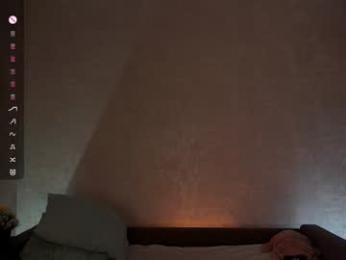 _vi_vi_ webcam chaturbate model stream image