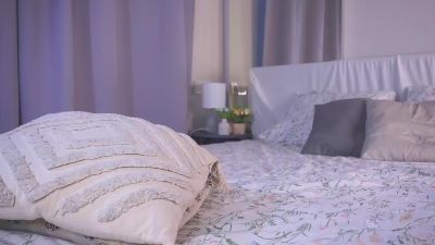 blue_bow webcam model stream image