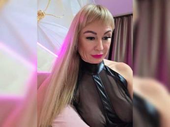 Love-blondi webcam bongacams model stream image