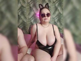 Red-rooms webcam model stream image