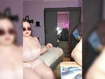 Red-rooms webcam bongacams model stream image