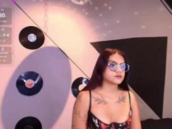 lilith_black_1 webcam model stream image