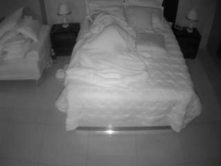 voyeurcam-casa-salsa-bedroom-3 webcam model stream image