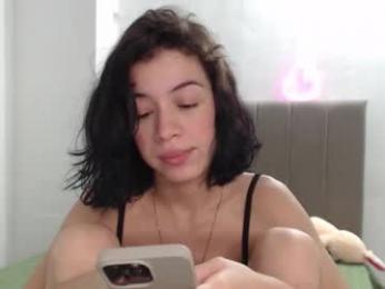 bat_777 webcam model stream image