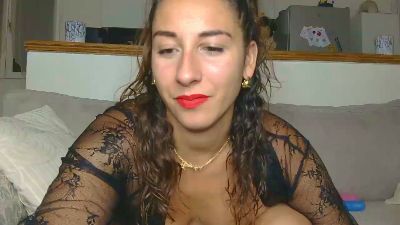 Lyly_laurensaa webcam cam4 model stream image