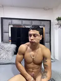 MR_MUSCLE webcam stripchat model stream image