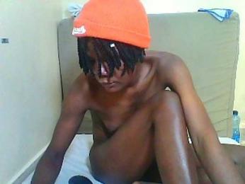 Blacks-petites webcam model stream image