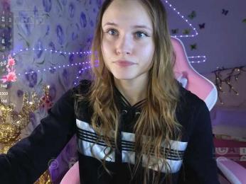 Armura webcam bongacams model stream image