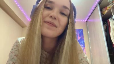 CamiKaas webcam model stream image