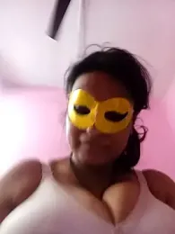 Gullapi webcam model stream image