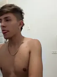 Mateo_savage webcam model stream image