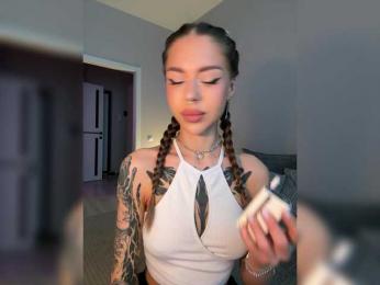 Kris- webcam model stream image