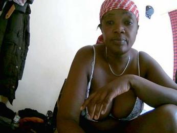 Lovely_jugs1 webcam model stream image