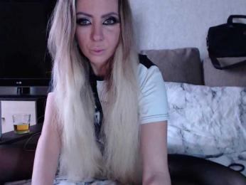 blondalina webcam bongacams model stream image