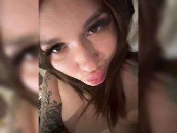 tiki7777 webcam model stream image