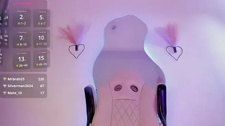 Mia_royal webcam model stream image