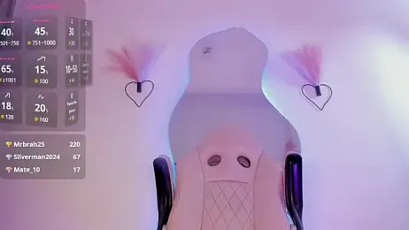 Mia_royal webcam model stream image