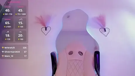 Mia_royal webcam model stream image