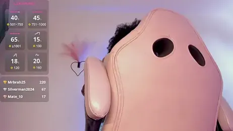 Mia_royal webcam model stream image