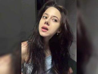 Taanni webcam bongacams model stream image