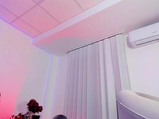 Mary Lori webcam model stream image