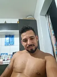 Luizragnar123 webcam stripchat model stream image