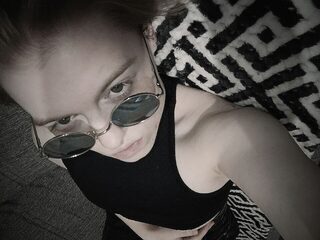 Karen Lxve webcam model stream image