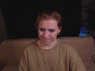 Karen Lxve webcam model stream image