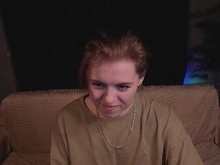 Karen Lxve webcam model stream image