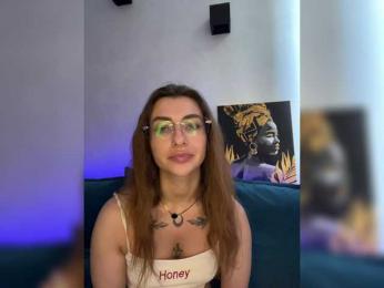 WILDGIRL webcam model stream image