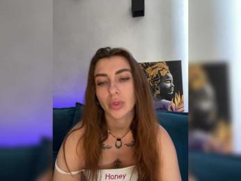 WILDGIRL webcam model stream image