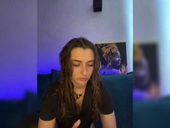 WILDGIRL webcam model stream image