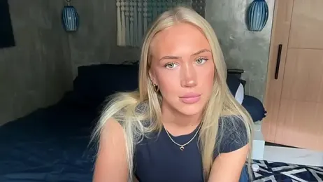 livsslife webcam model stream image