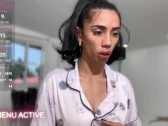 trixieemerald webcam chaturbate model stream image