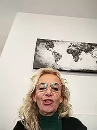 clarabell4 webcam model stream image