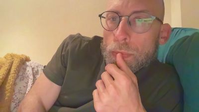 Magicogonzal webcam model stream image