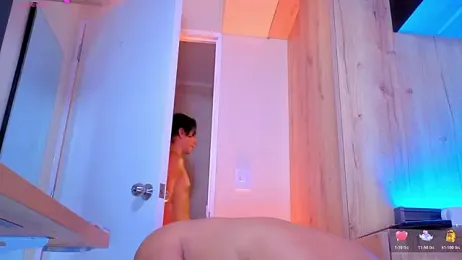 Almiboys webcam model stream image