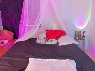 lolaonline webcam model stream image