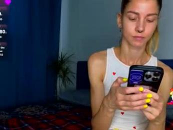 lisi4ka_basik33 webcam chaturbate model stream image