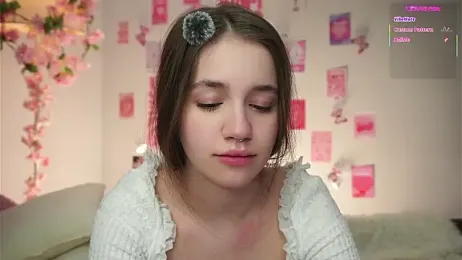 AmiLewis webcam stripchat model stream image